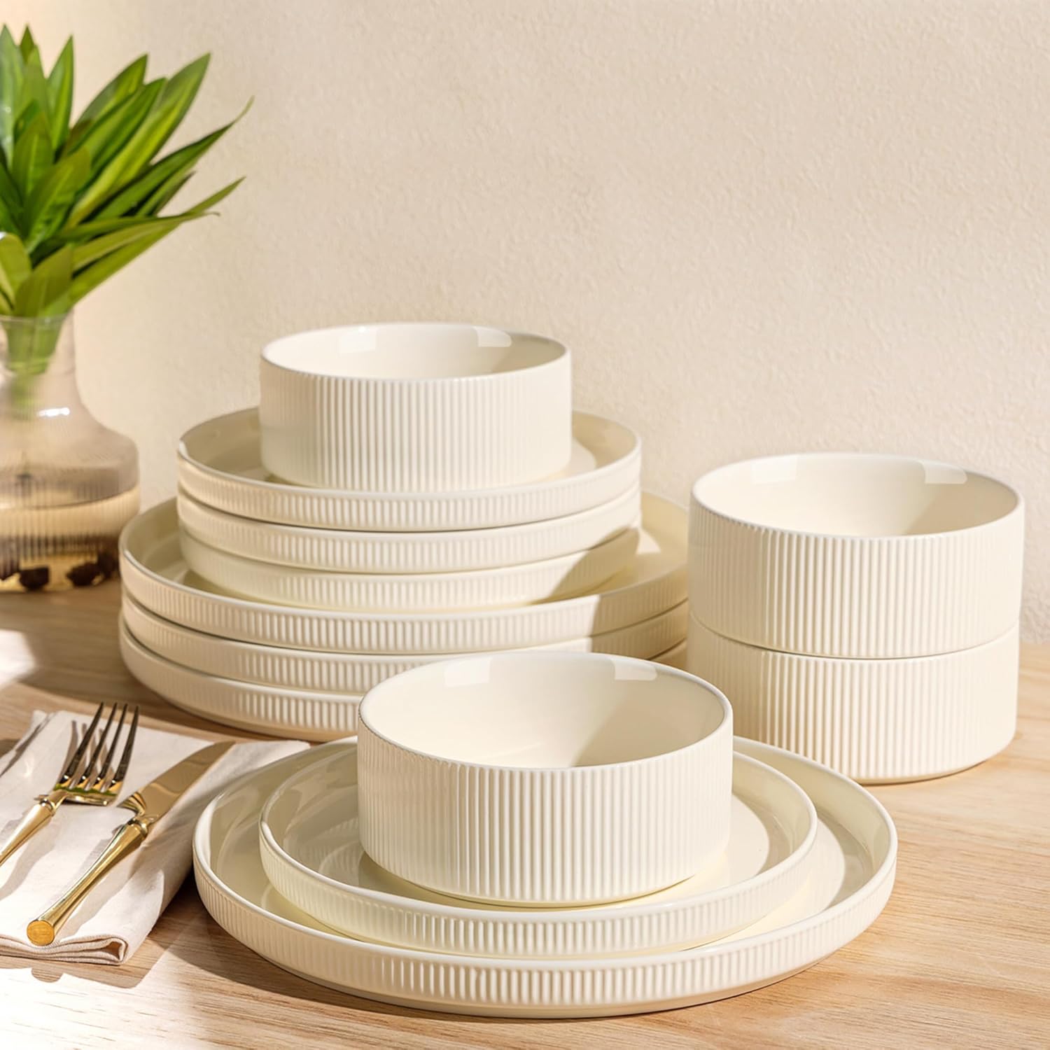 12-Piece Ceramic Dinnerware Set