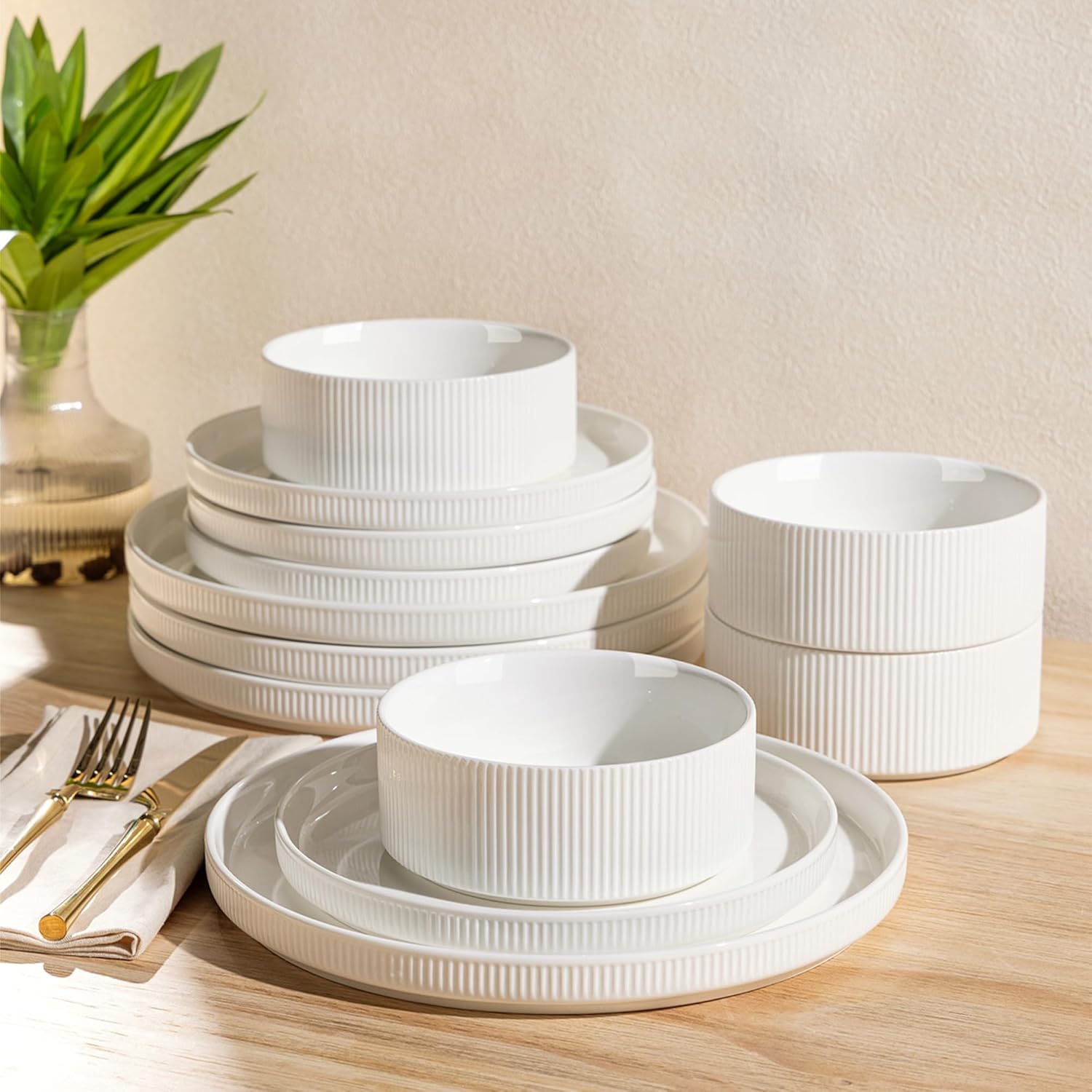 12-Piece Ceramic Dinnerware Set