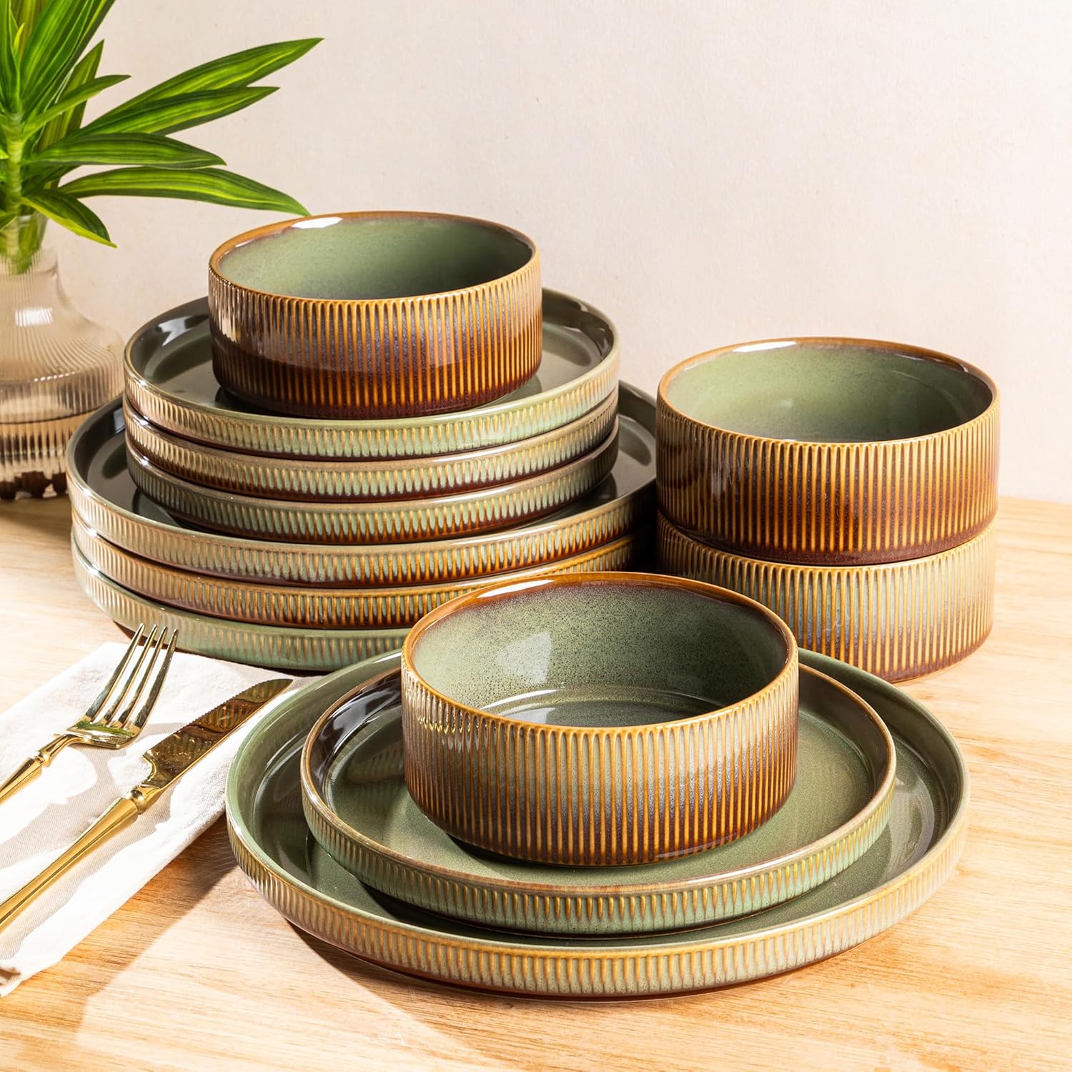 12-Piece Ceramic Dinnerware Set