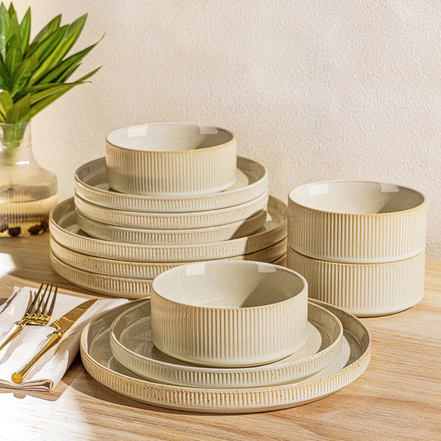 12-Piece Ceramic Dinnerware Set