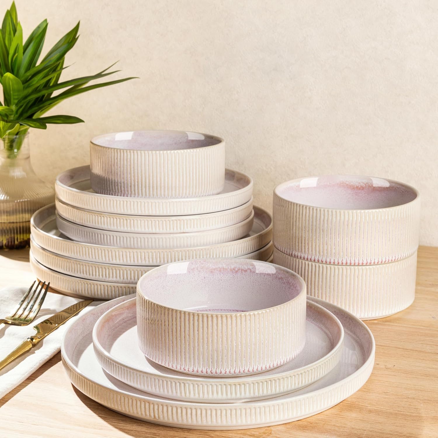 12-Piece Ceramic Dinnerware Set